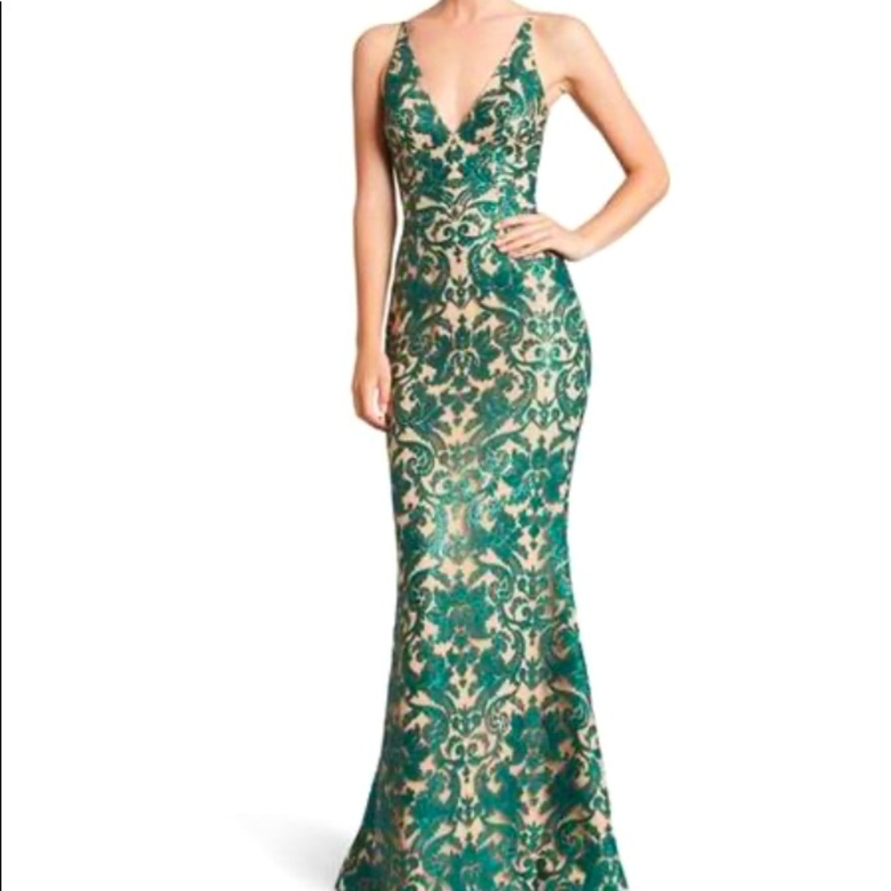 Elegant Dress The Population